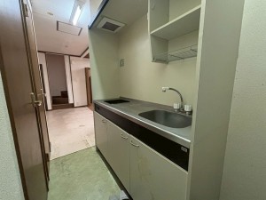 LINE_ALBUM_太秦多薮町3190万　写真_250904_11